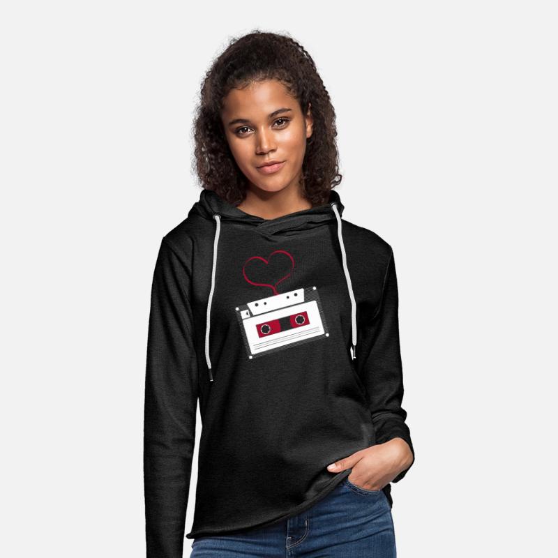 Cassette with heart - love for the old tape