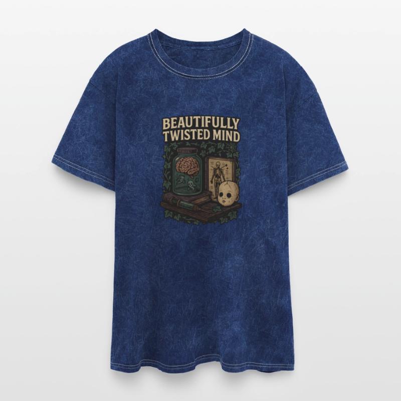 Creepy Oddities Lab Gothic Brain, Ghosts & Syringe