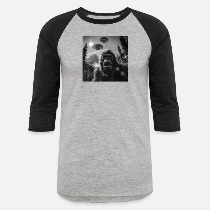 Graphic Bigfoot Sasquatch Selfie