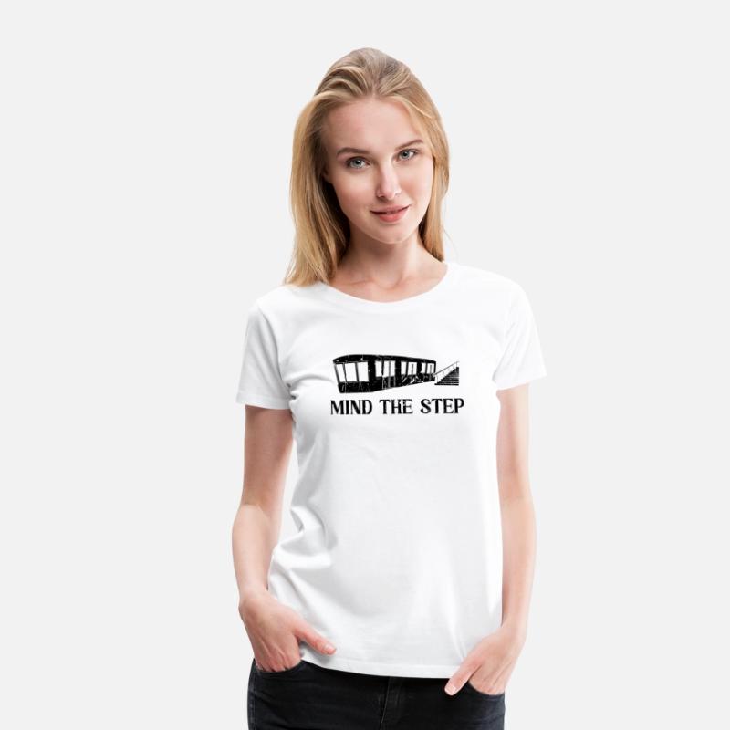 Mind the Step - Train