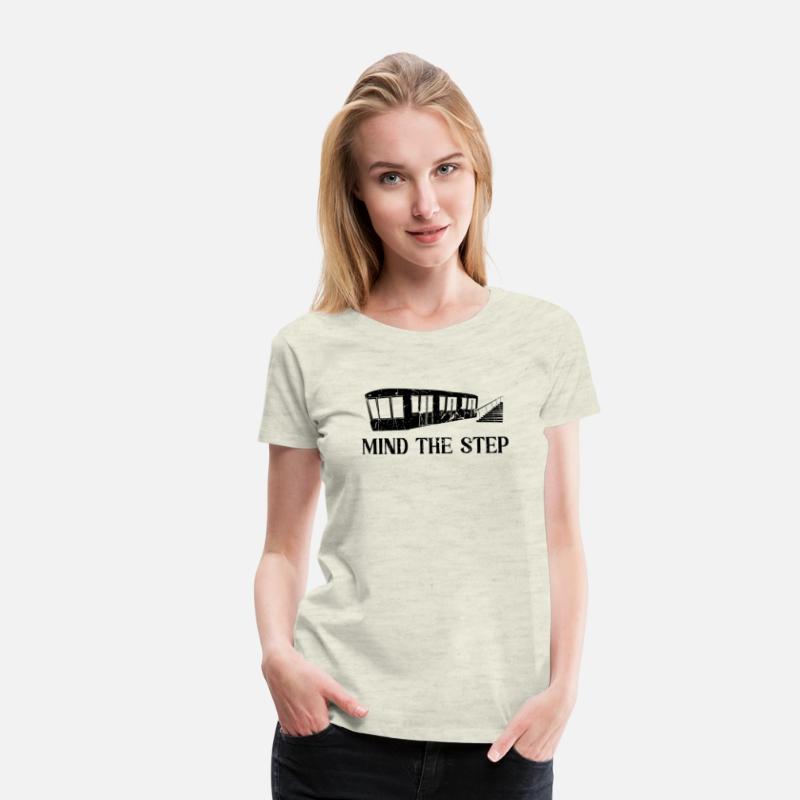 Mind the Step - Train