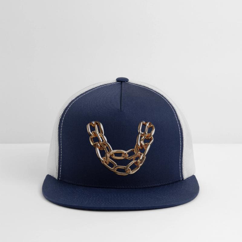 Shiny gold bold chain