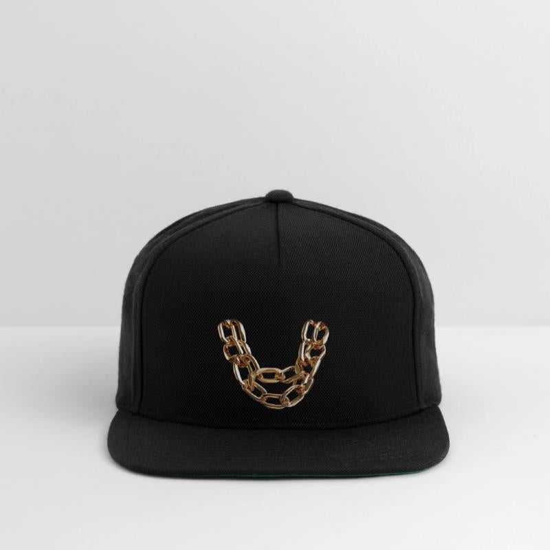 Shiny gold bold chain