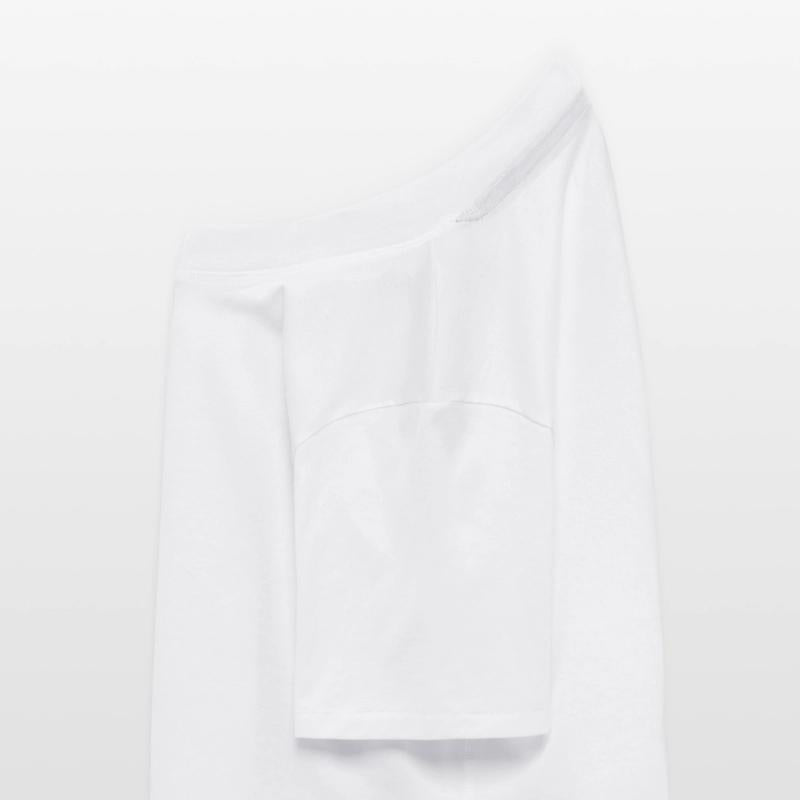 Think Prompt Rebel T-Shirt – Bold Typography for V